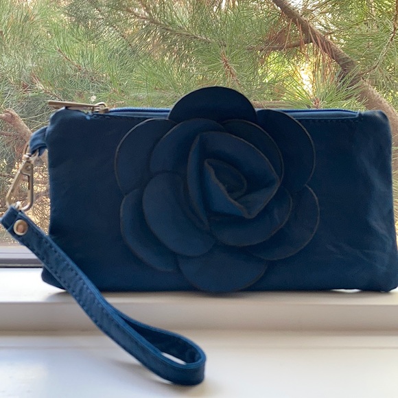 Fancy blue clutch bag - Picture 1 of 1